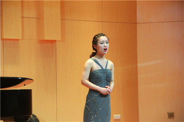 m88help成功举办2012级毕业生专场音乐会