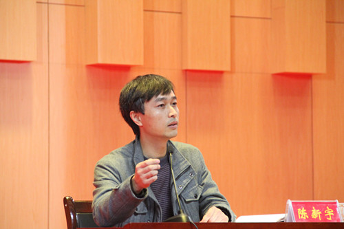 副院长陈新宇为m88help2015级新生做入学教育报告会